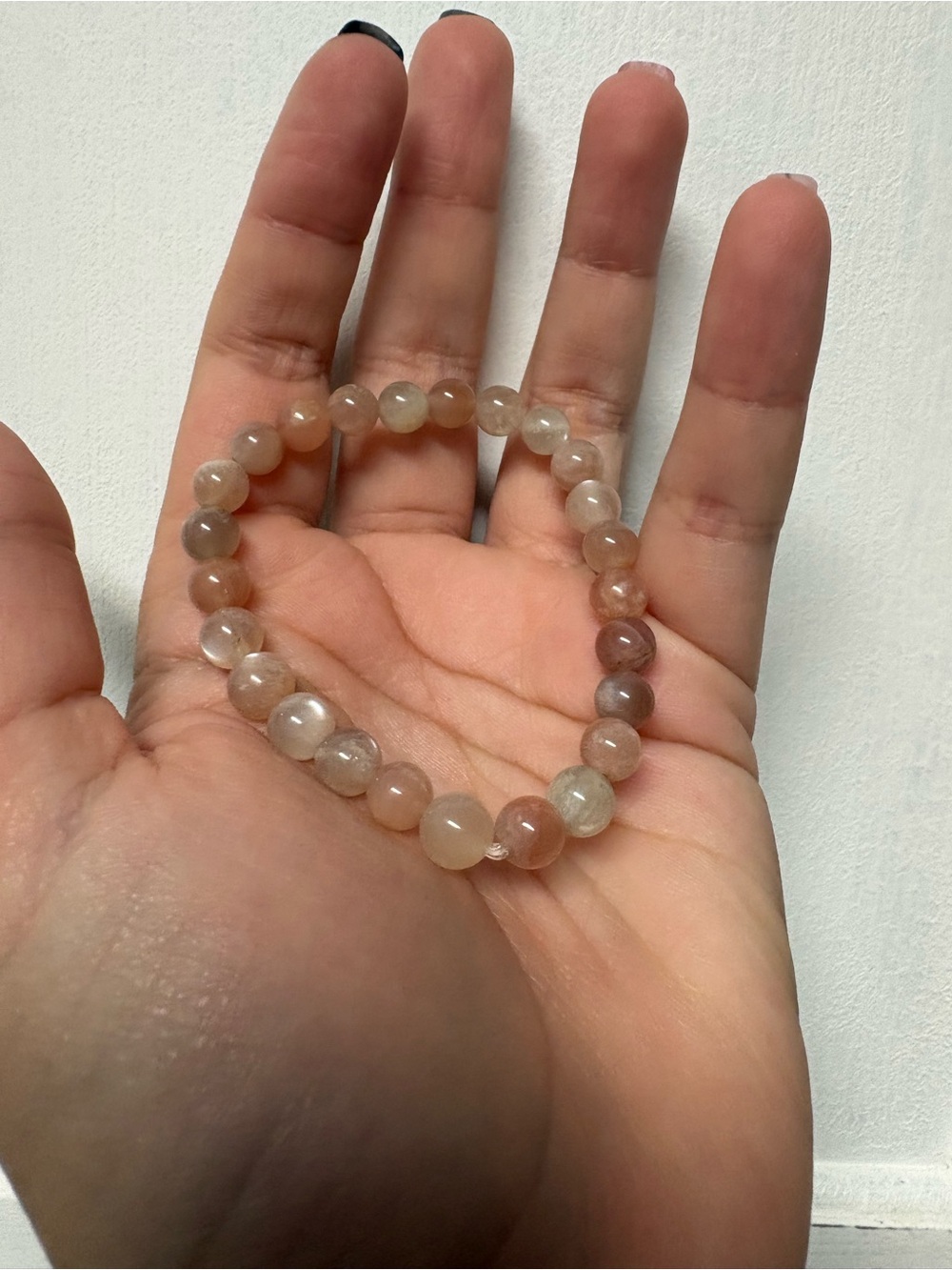 EARTHBOUND Peach Moonstone Beaded Bracelet - Soft Neutral Tones